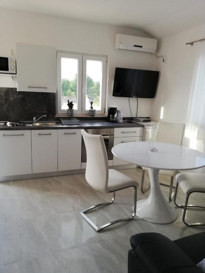 Apartments Jankovic Vodice Exterior photo